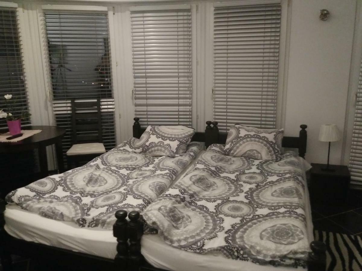 Ferienwohnung Max Zuckau Exterior foto
